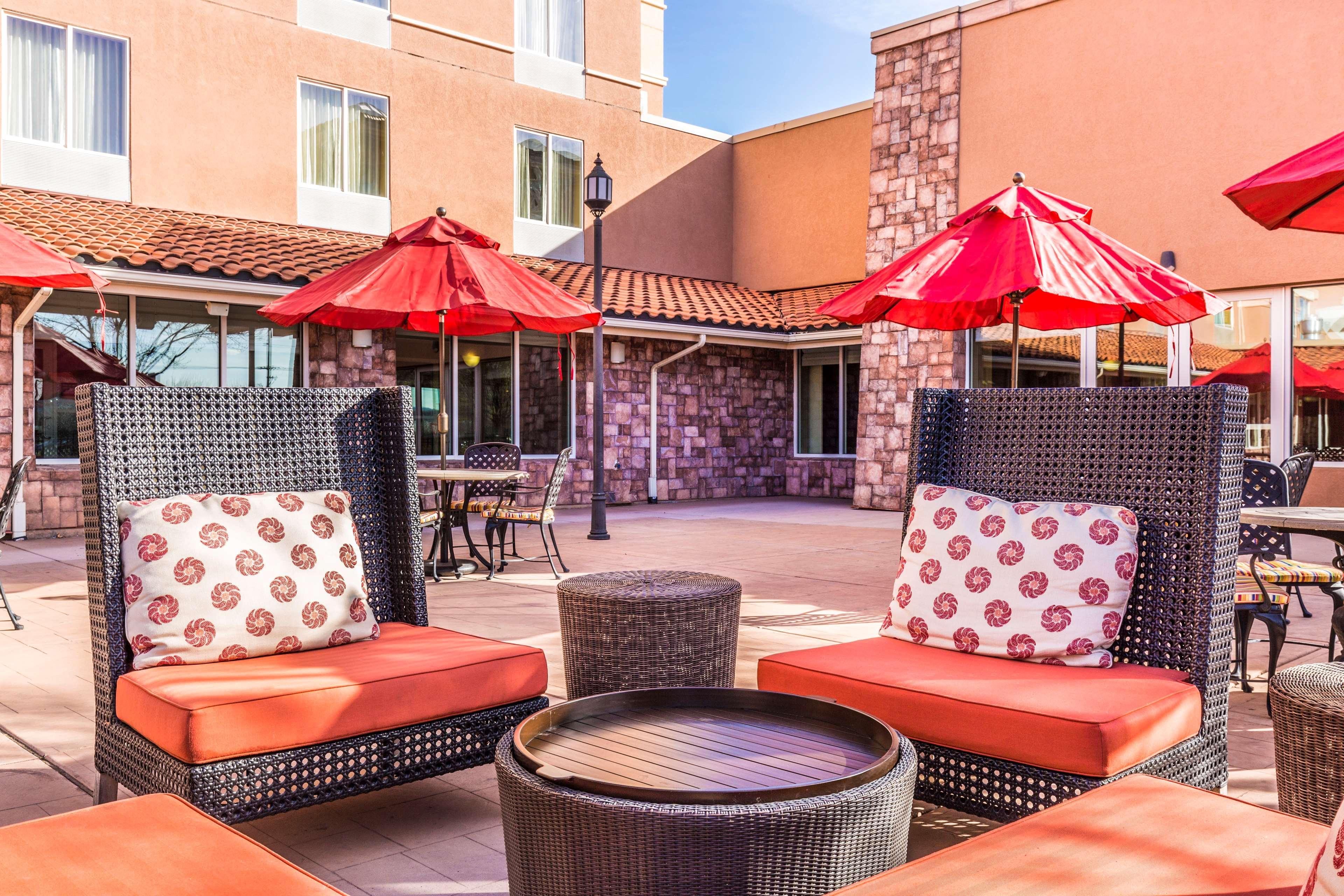 Hilton Garden Inn St. George Exterior photo