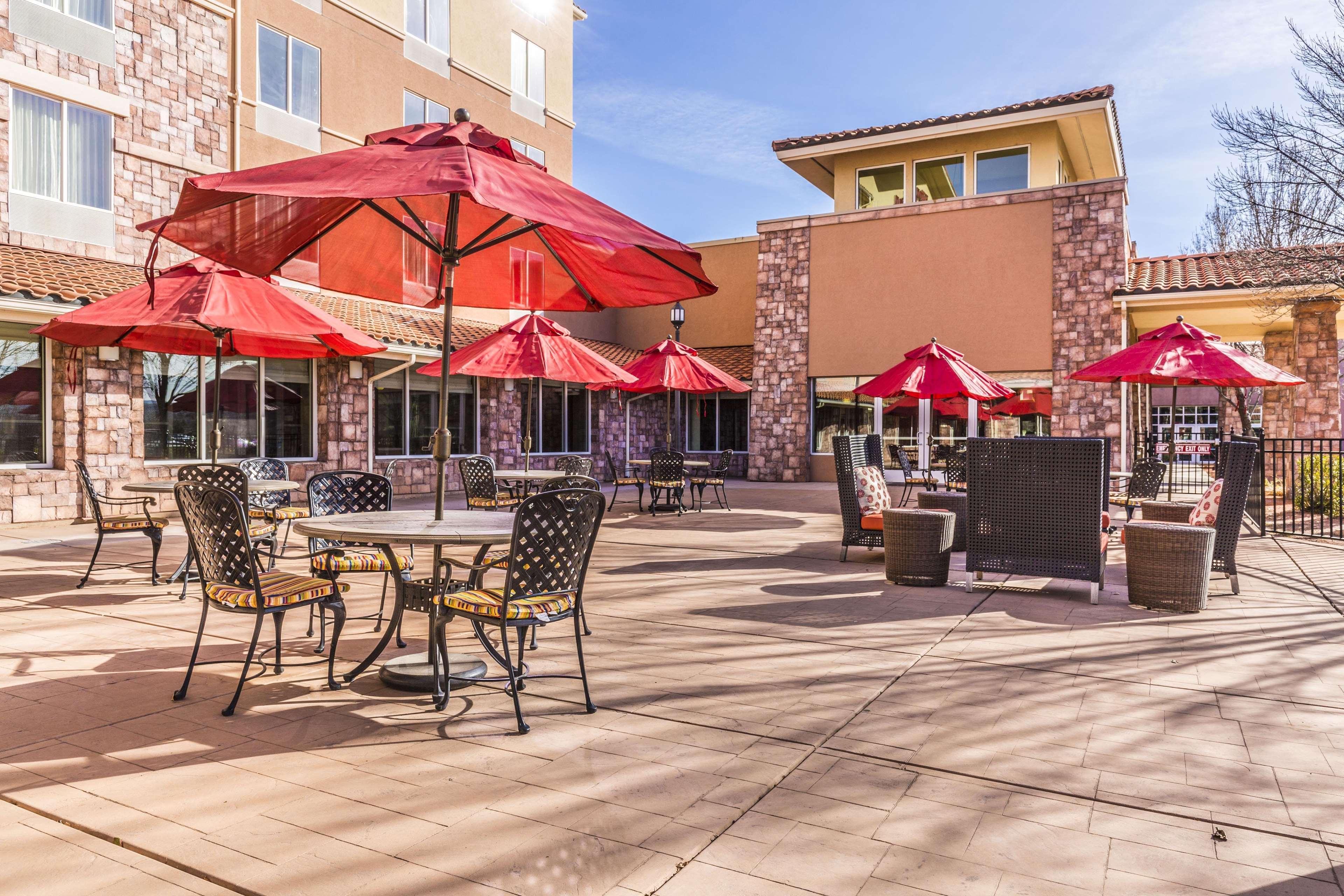 Hilton Garden Inn St. George Exterior photo